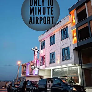 3* Otel Continental Airport